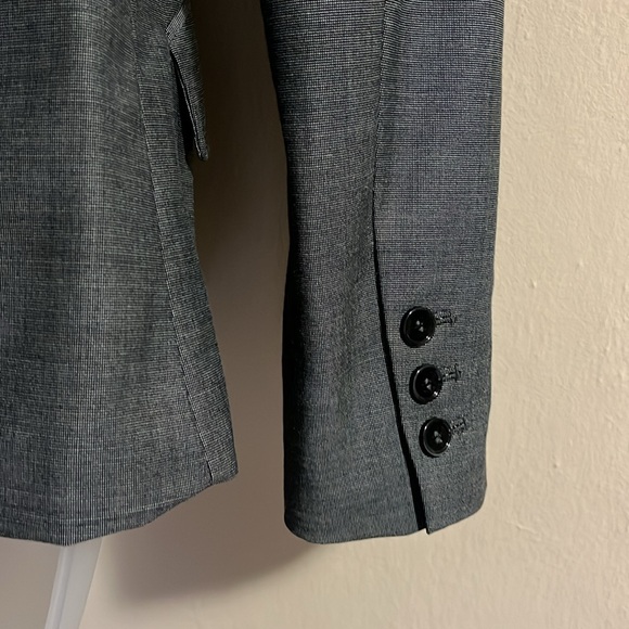 H&M Blazer - Picture 4 of 7